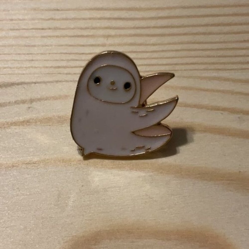 Cute Pink Enamel Sloth Shaped Pin For Backpacks & Clothing Accessories